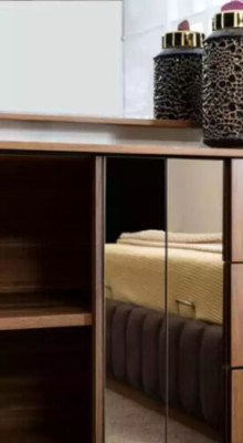 Luxurious Chest of drawers with Mirror for Bedroom in a modern style