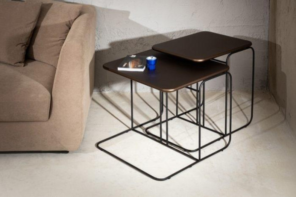 2x square side tables in a trendy look for versatile use
