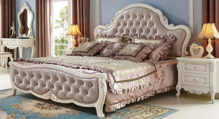 Classic s Chesterfield bedroom set from Wood with leather elements