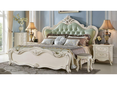 Classic s Bedroom Set made of white Wood and green Leather in Baroque style