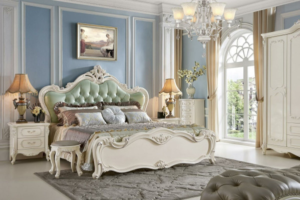 Classic s Bedroom Set made of white Wood and green Leather in Baroque style