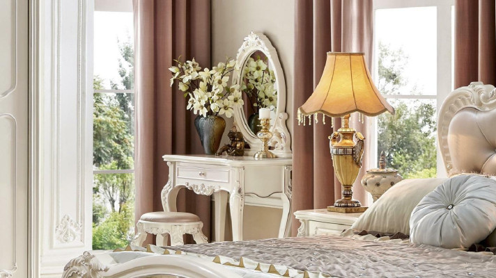 Classic r Style Wardrobe Solid wood Cabinets Coat rack Wardrobe Baroque new