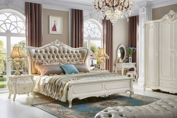 Royal Bed Chesterfield Palace Leather Beds Hotel Double bed Solid wood