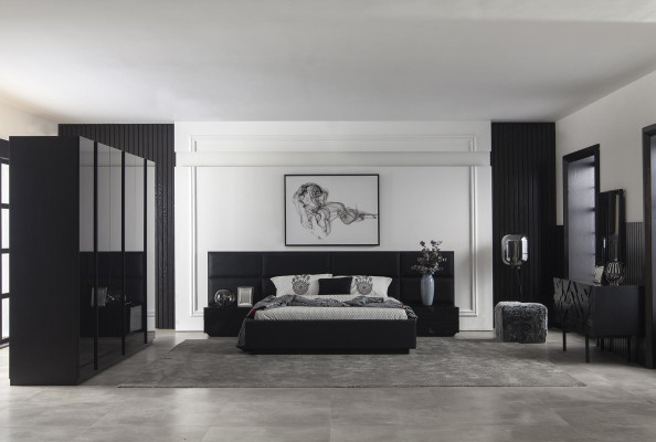 Black Bedroom Luxury Furniture Wardrobe Chest of drawers Bedside tables 5pcs.
