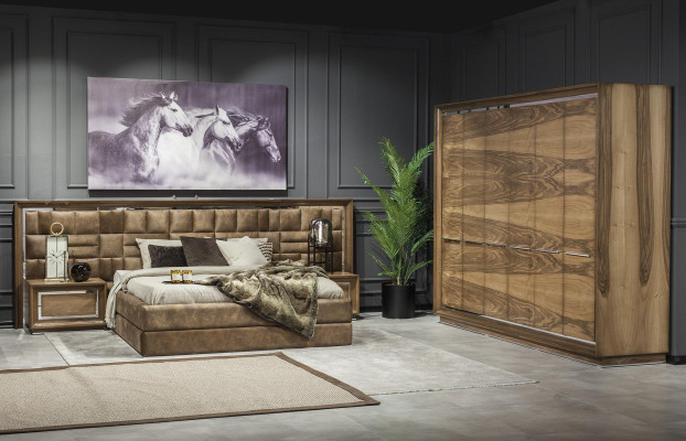 Luxurious, stylish 4-piece bedroom set in brown colour