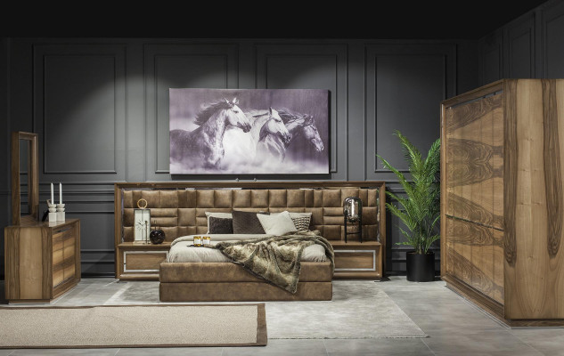 Luxurious, stylish 4-piece bedroom set in brown colour
