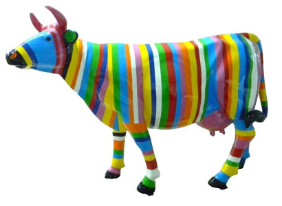 Decorative Abstract Hanging Painted Figure Cow Statue Garden Decoration Statues Figures