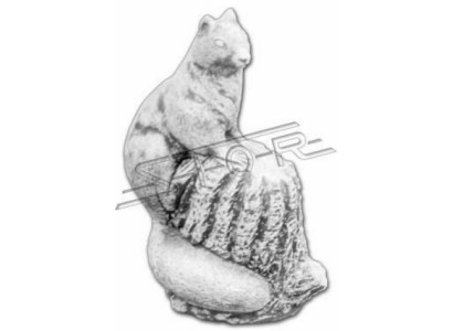 Garden Decoration Squirrel Patio Stone Figures Decorative Figure Statue