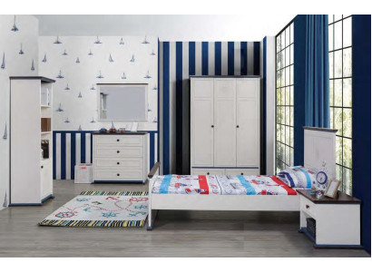 Bedroom Childrens room Set Modern Wardrobe Chest of drawers Table Wood White new 5pcs.