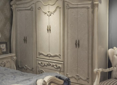 Classic r Antique Style Wardrobe Wardrobe Wood Coat rack Bedroom Baroque