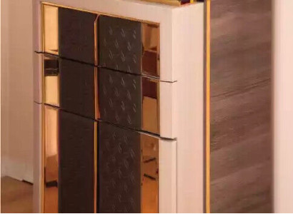 Luxury Chest of drawers Sideboard Brown Gold Wood Wardrobe Bedroom Chests of drawers