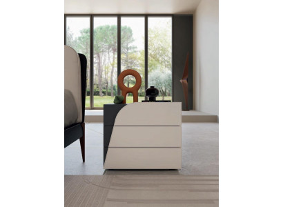 Bedroom Bedside table with 3 drawers Wood Italian Furniture Design Bizzotto