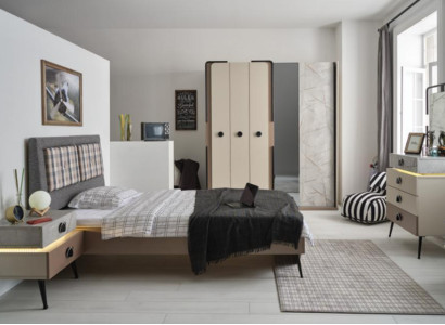 Bedroom Complete's Bed Bedside table Chest of drawers Mirror Wardrobe 5pcs.
