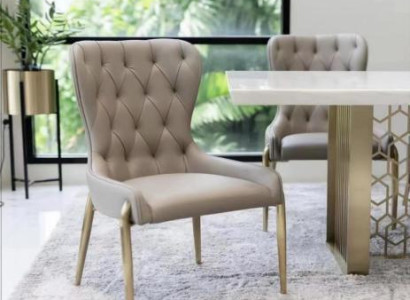 Beige Chesterfield Single Seater Metal Chair Luxurious Dining Chairs Modern Chair