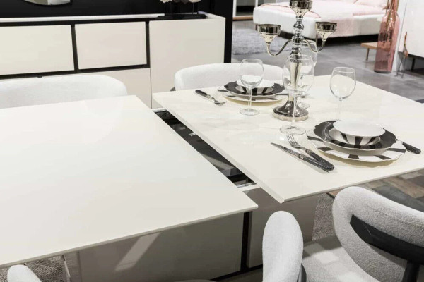 White Dining room Table Dining table Luxurious Wood Extendable Table new