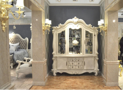 Luxury shop window display case showcases glass wardrobe antique style baroque rococo