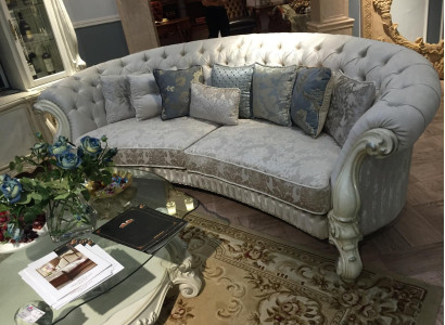 Classic four-seater living room couch textile baroque rococo luxury sofa