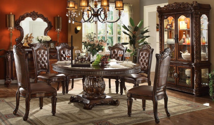 Complete e Dining room set Classic r Round Wood Dining table 8x Chesterfield leather chairs