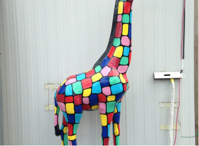 Design home decoration sculptures statues figures abstract giraffe figure decoration
