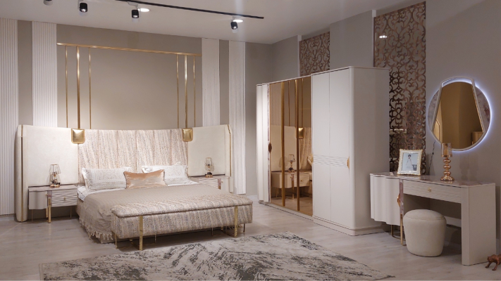 Luxury Bedroom Set Complete's Furniture Bed 2xBedside Tables Wardrobe Stool