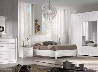 Luxury Complete's Bedroom Set Bed 2x Bedside tables Wardrobe
