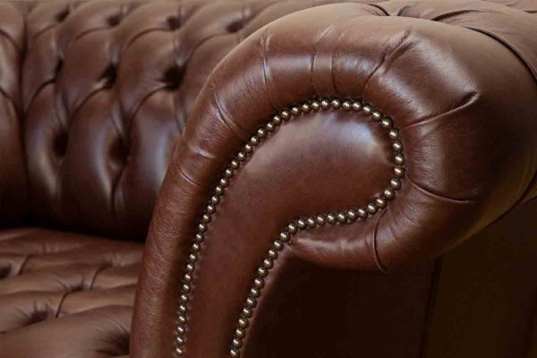Chesterfield Sofa Living room Sofas Couch Upholstery Leather Modern 1.5 Seater
