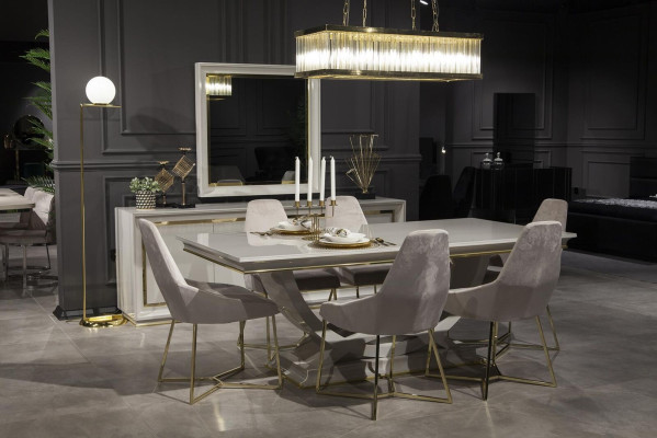 Mirror Luxurious wall mirror in a modern style with white frame