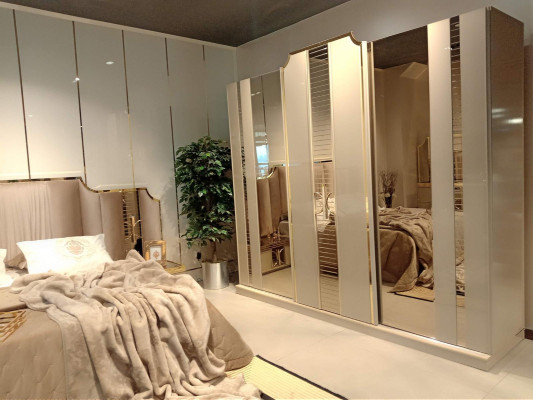 Bedroom Luxury Wardrobe beige Wood Design new Modern Furniture