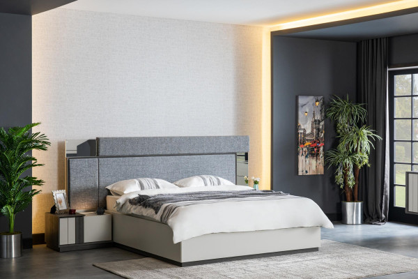 Luxury Hotel Bedroom Furniture Bed with 2x bedside tables 3-piece. Complete set