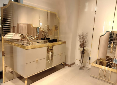Luxury Sideboard High Gloss Golden Furniture Chest of drawers Wood Chests of drawers Mirror