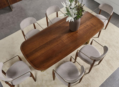 Modern Dining room Set Consists of Dining table and 6x Chairs Brown 7 pieces.