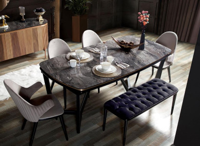 Luxurious Dining room Set Consists of Dining table and 4x Chairs Novelty 5 pieces.