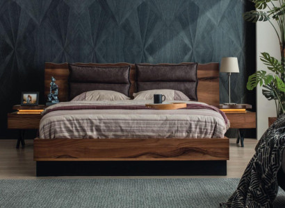 Bedroom wooden set robust bed 2x bedside tables 3 pieces. Luxury set