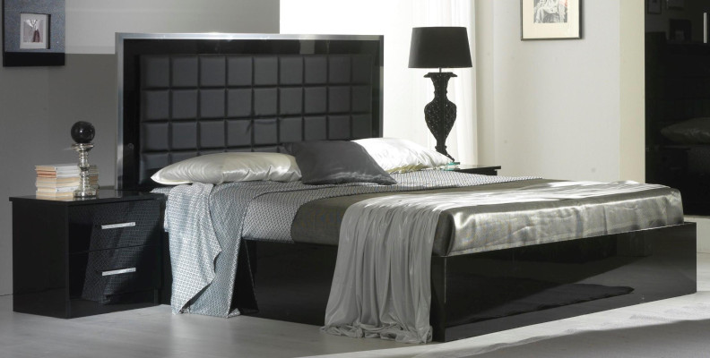 Bedroom Furniture 3 pcs. Set Hotel Bed + 2 Bedside tables high gloss Beds Italy
