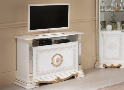 White TV-cabinet Wardrobe Shelf Cabinets Italian Style Furniture Chests of drawers Sideboard