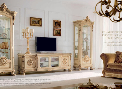 TV-cabinet Lowboard TV Stand Sideboard Wood Table Beige Living room Baroque