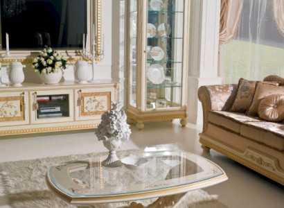 Modern Beige Coffee table Designer Living room Furniture Luxury Furnishings