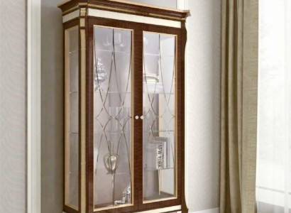 Luxurious display case brown color stylish Italian furniture classic style