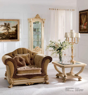Armchair Luxury Seater Wing Chair Fabric Brown Living room Furniture Baroque