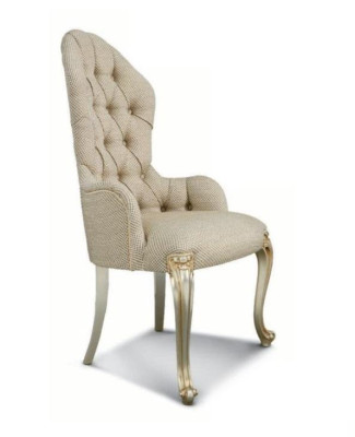 Luxurious dining chairs in beige fabric – stylish comfort for your home