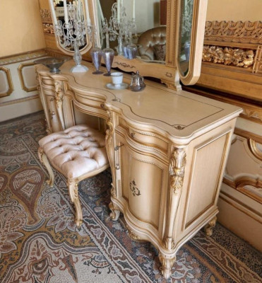 Stool Chesterfield Side Stool Upholstery Stool Bedroom