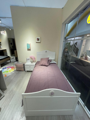 Youth bed Childrens bed Kids Design Modern White Bed Childrens room new
