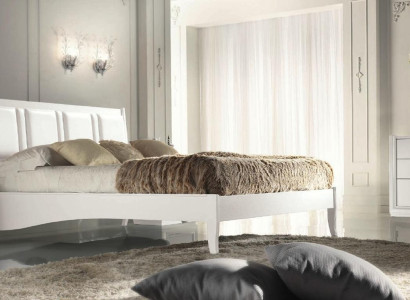 Bedroom Bed Bedside table Chest of drawers Mirror Suite Group Wood Luxury Set 5pcs