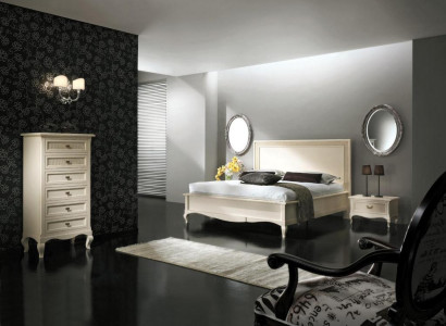 Italian Bedroom Furniture Bed Bedside table Solid Wood Beds Set 4pcs.