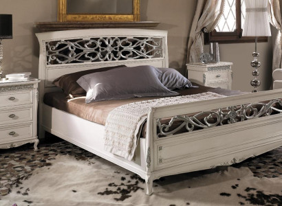 Bed Bedroom Furniture Double bed Design Beds Solid wood Vaccari cav giovanni