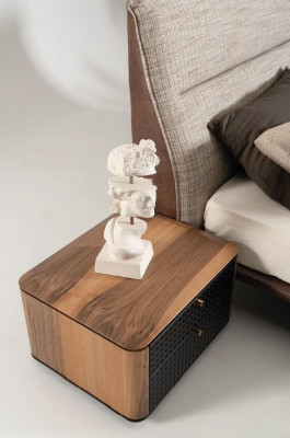 Italian Bedroom Bed 2x Bedside table 3pcs. Luxury style modern