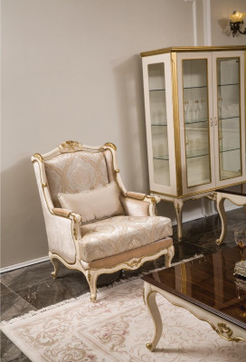 Baroque Armchair Gold Beige Armchair Single Seater Classic Style Furniture Velvet Wood