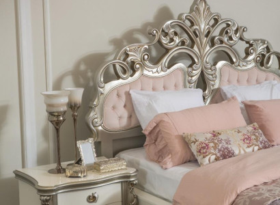 French Bedside table Set Consoles Side tables Bedside tables 2 Piece Silver