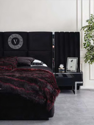 Large Black Bedroom Set Bed Bedside tables Wardrobe 7 pieces.