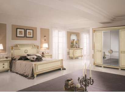 Classic s Bedroom Set Bedside tables Bed Style Wood Bed Italy Furniture 6pcs